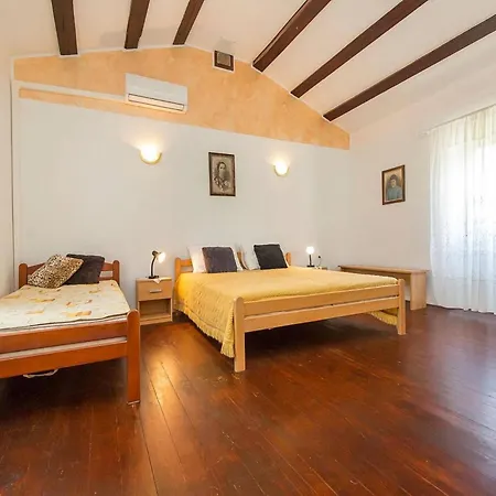 Holiday home House Justina -labin-quiet Place