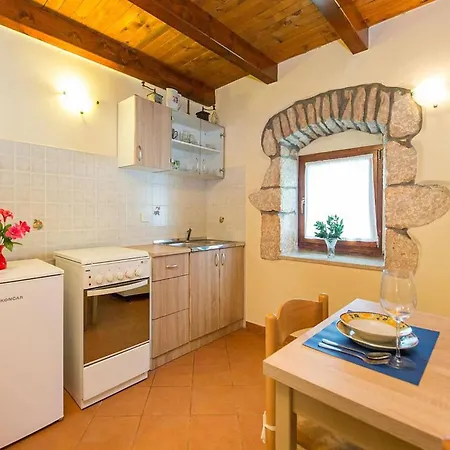 Holiday home House Justina -labin-quiet Place *